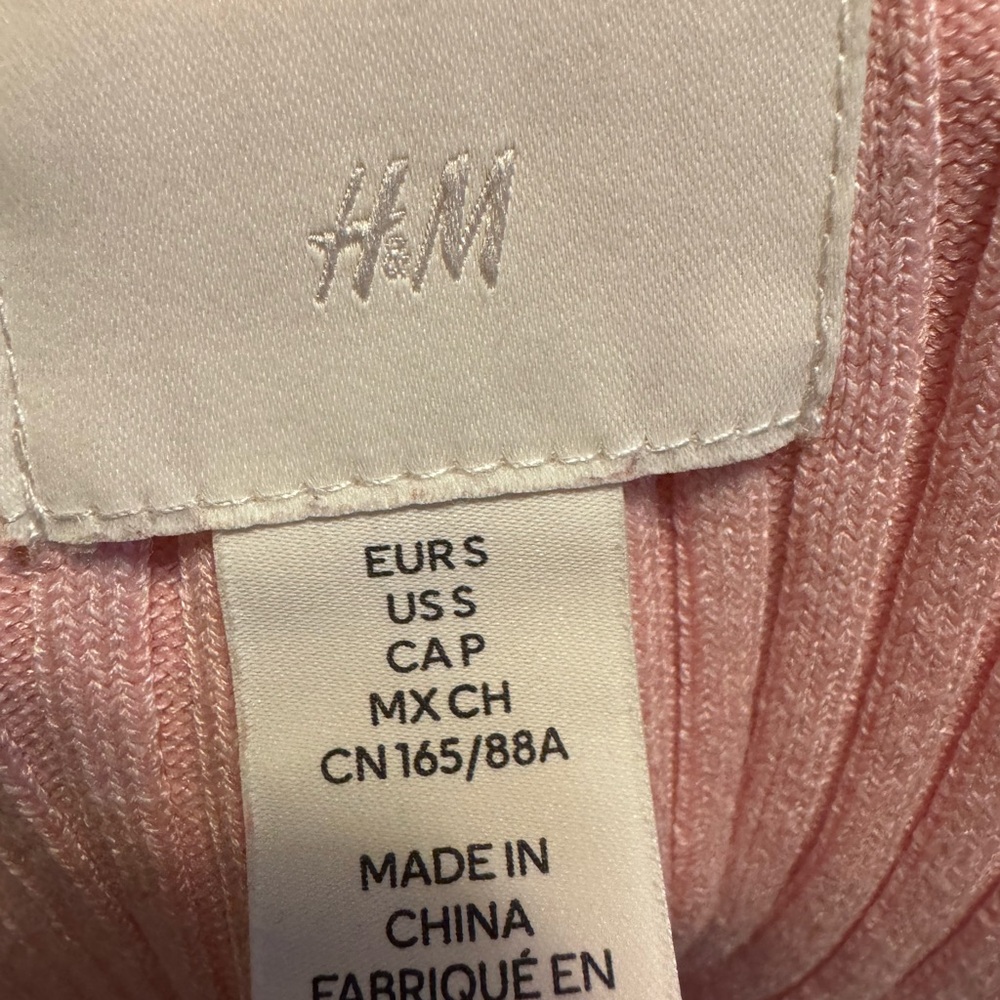 Excellent Condition H&M Pink Ribbed Button-Front Cardigan - Picture 2 of 2